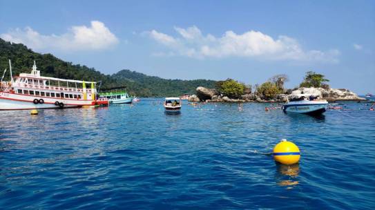 อุทยานฯเกาะช้างวางทุ่นจอดเรือและทุ่นแนวเขต อนุรักษ์แนวปะการัง แหล่งดำน้ำ“หมู่เกาะรัง”